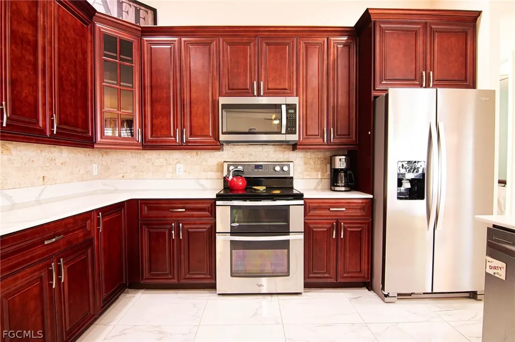 2123 NW 41st Place Cape Coral FL 33993