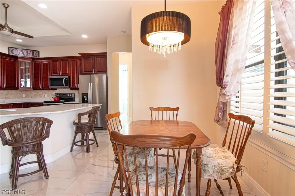 2123 NW 41st Place Cape Coral FL 33993