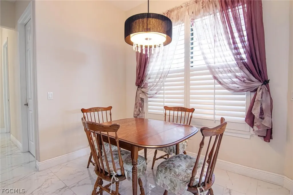 2123 NW 41st Place Cape Coral FL 33993