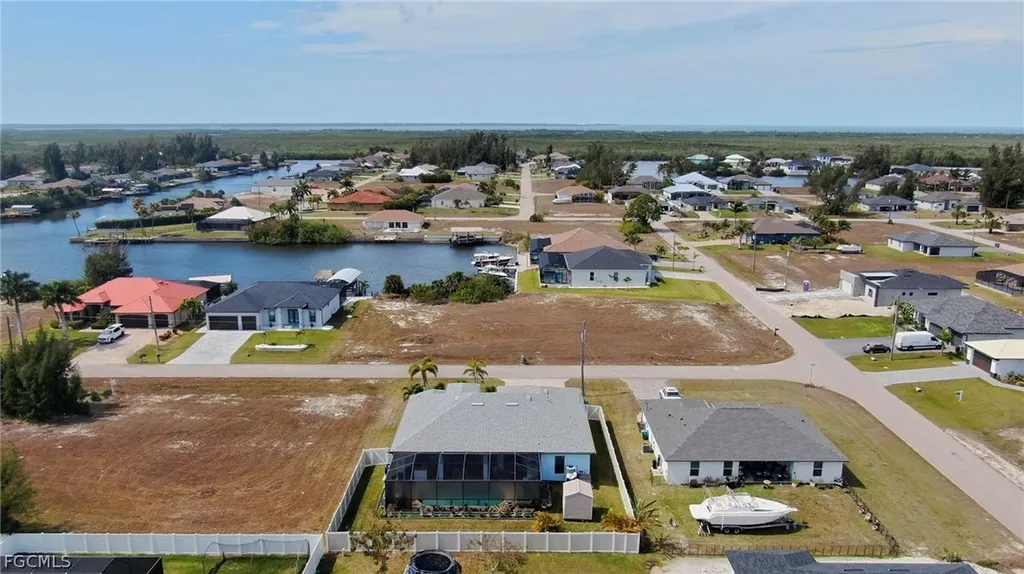 2123 NW 41st Place Cape Coral FL 33993