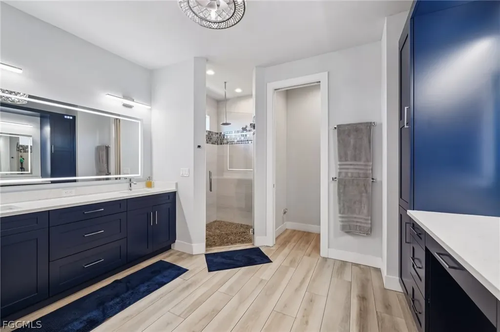 3017 NW 18th Avenue Cape Coral FL 33993