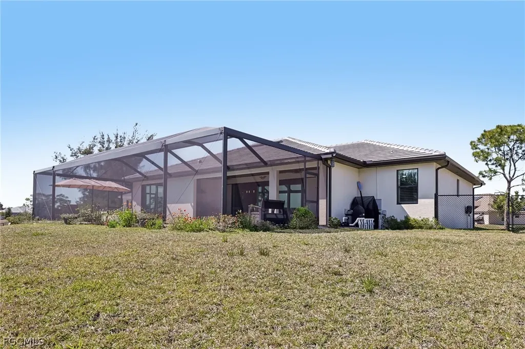 3017 NW 18th Avenue Cape Coral FL 33993
