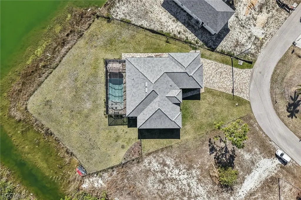 3017 NW 18th Avenue Cape Coral FL 33993