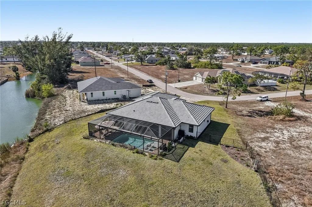 3017 NW 18th Avenue Cape Coral FL 33993