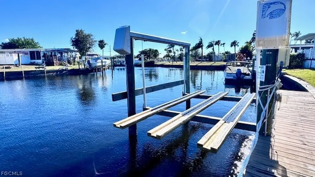 14669 Paul Revere Loop North Fort Myers FL 33917