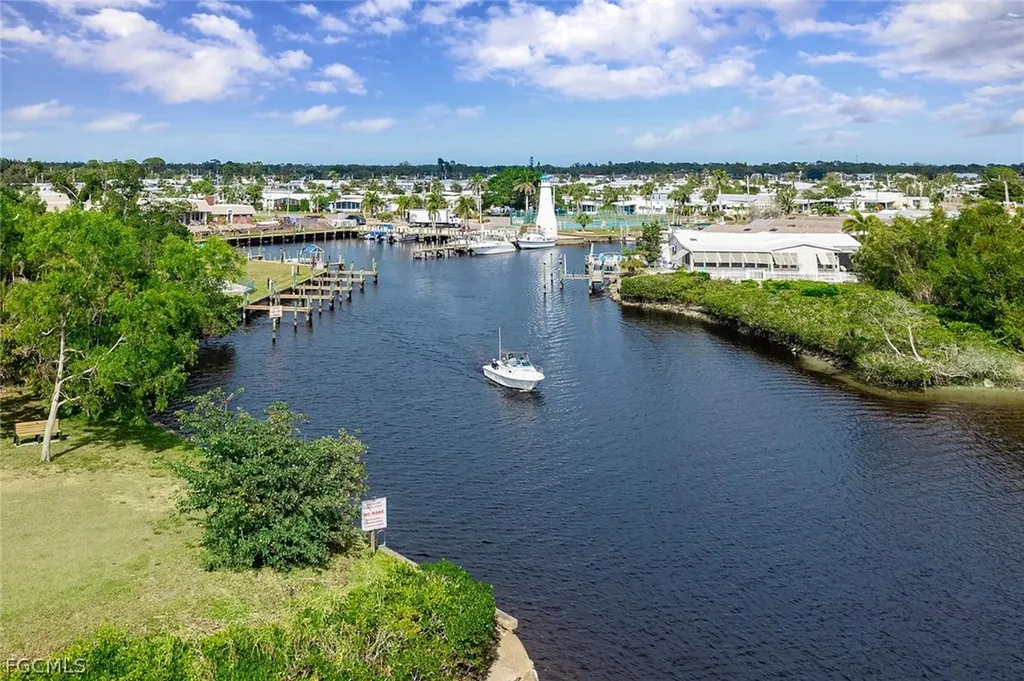 14669 Paul Revere Loop North Fort Myers FL 33917