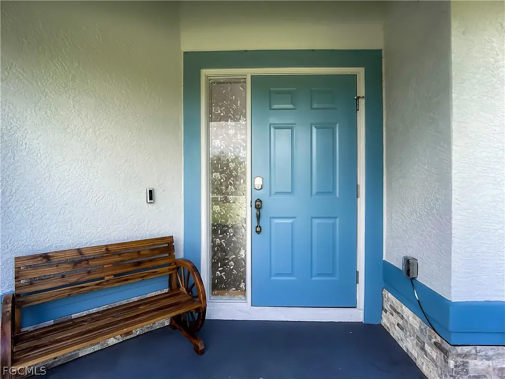 2511 6th Street NW Naples FL 34120