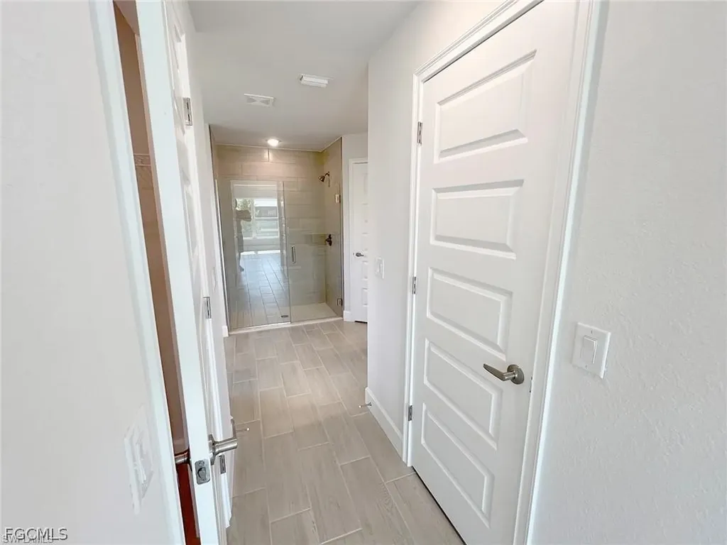 410 SE 1st Terrace Cape Coral FL 33990
