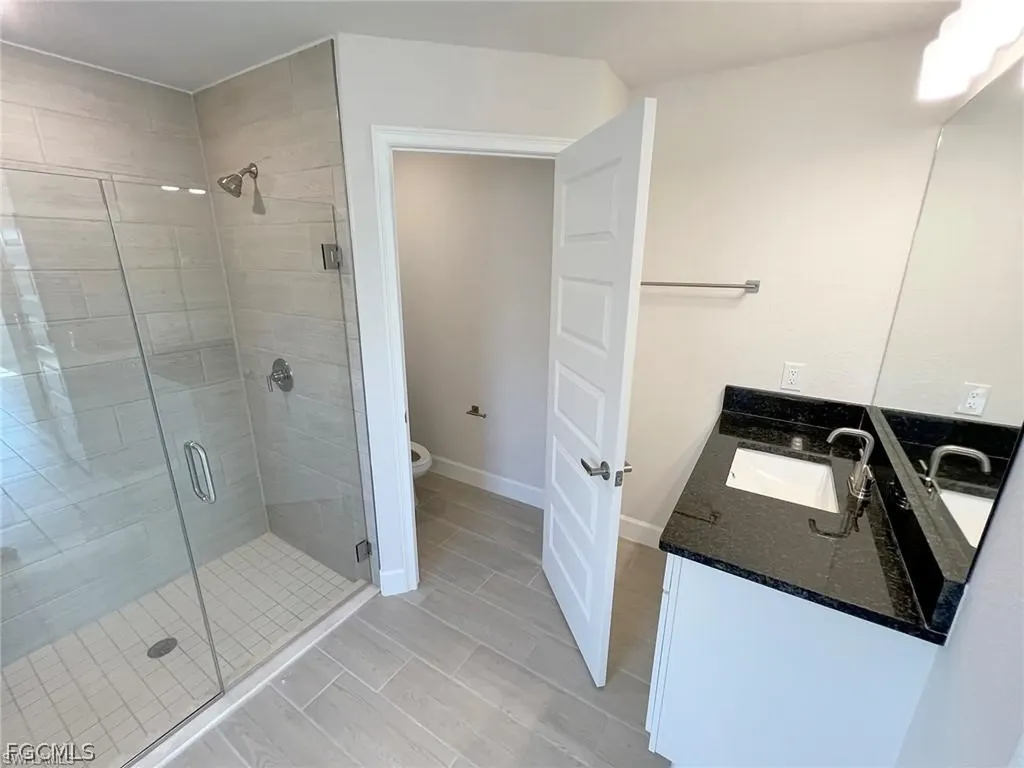 410 SE 1st Terrace Cape Coral FL 33990