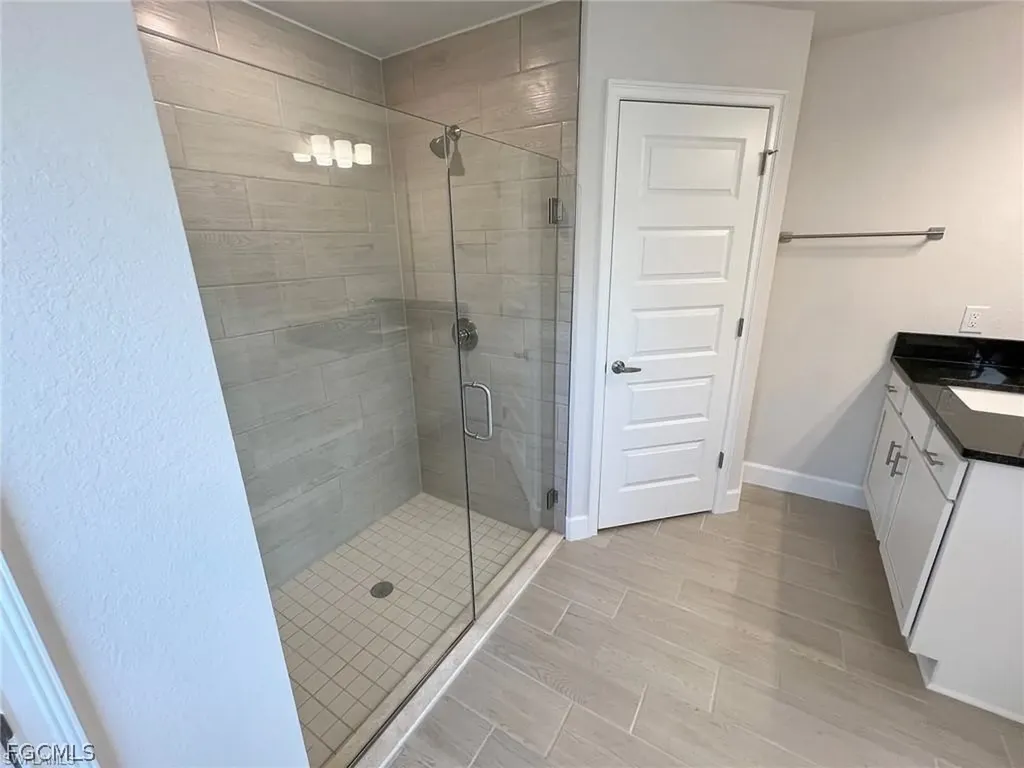 410 SE 1st Terrace Cape Coral FL 33990