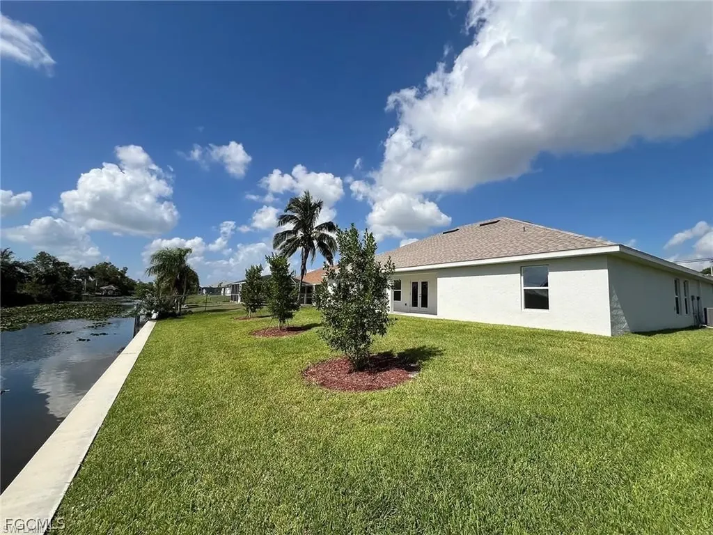 410 SE 1st Terrace Cape Coral FL 33990