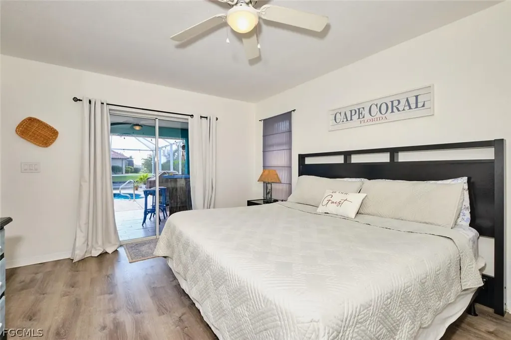 2201 SE 5th Avenue Cape Coral FL 33990