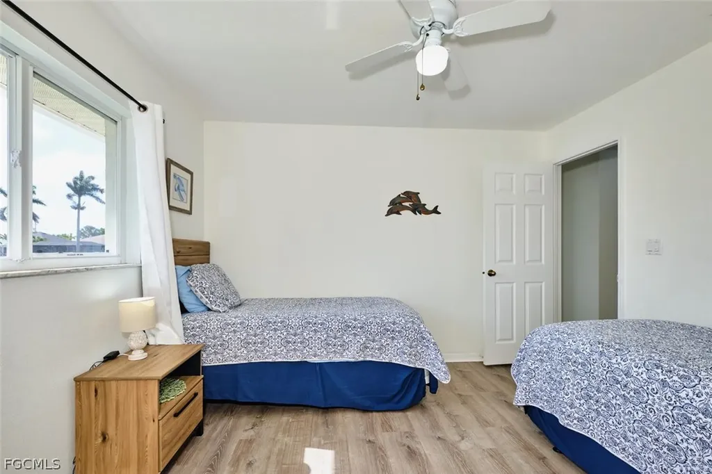 2201 SE 5th Avenue Cape Coral FL 33990