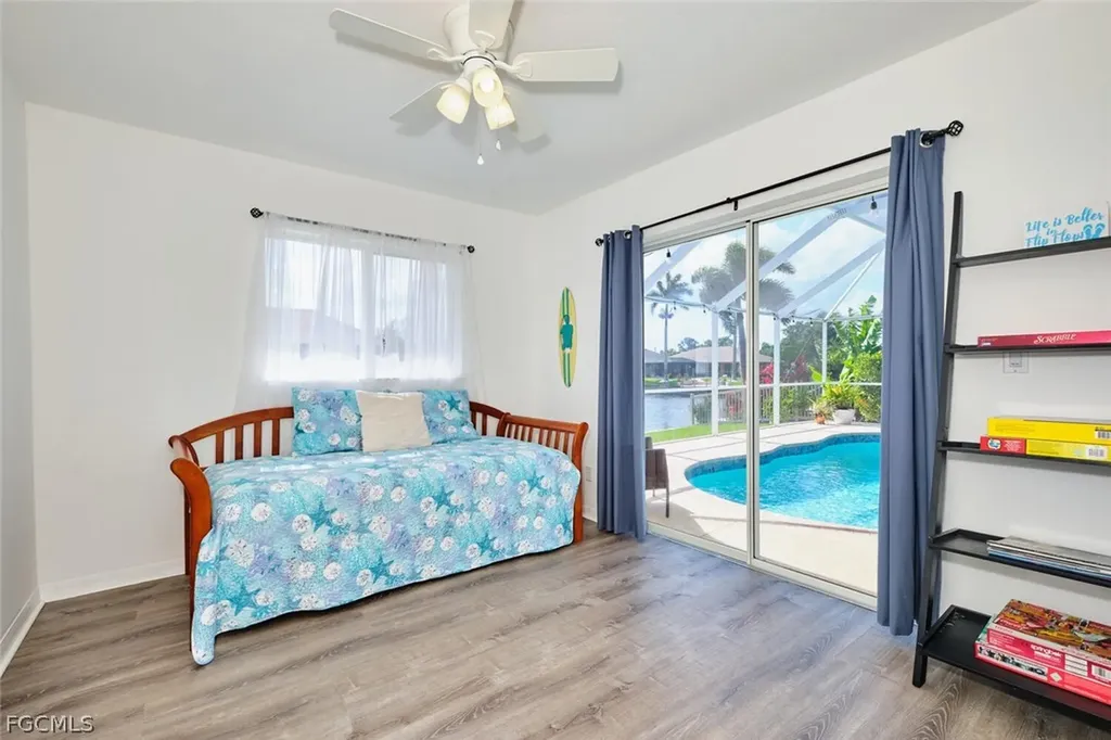 2201 SE 5th Avenue Cape Coral FL 33990