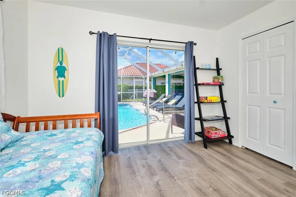 2201 SE 5th Avenue Cape Coral FL 33990