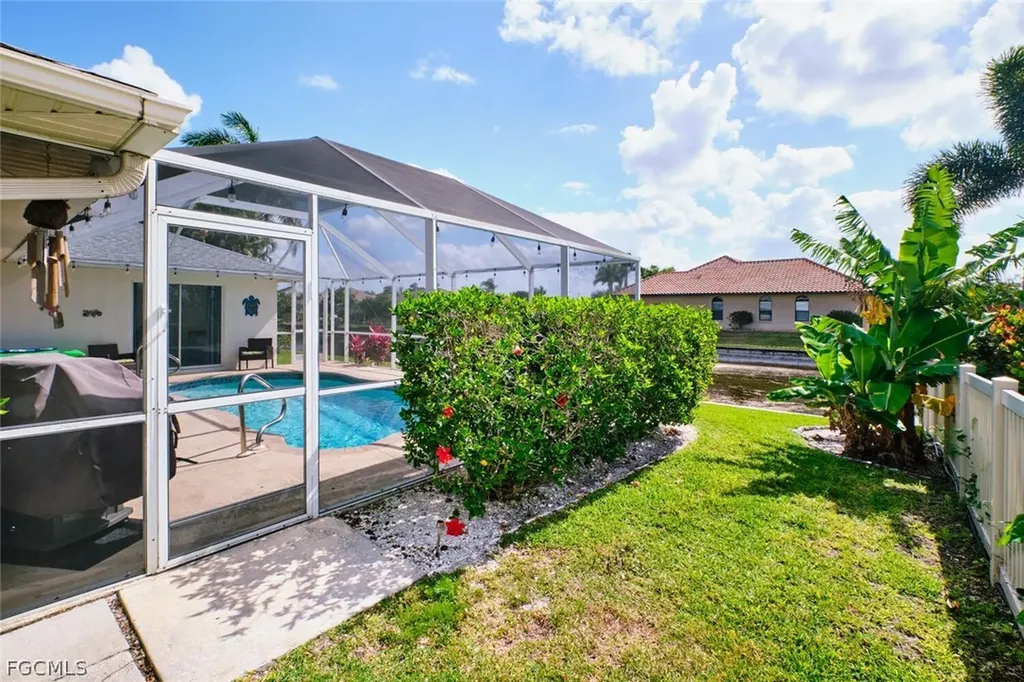 2201 SE 5th Avenue Cape Coral FL 33990