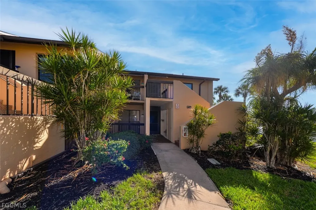 15452 Admiralty Circle North Fort Myers FL 33917