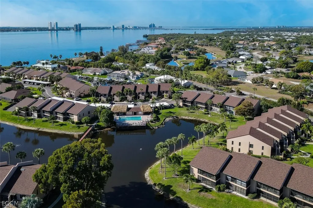 15452 Admiralty Circle North Fort Myers FL 33917