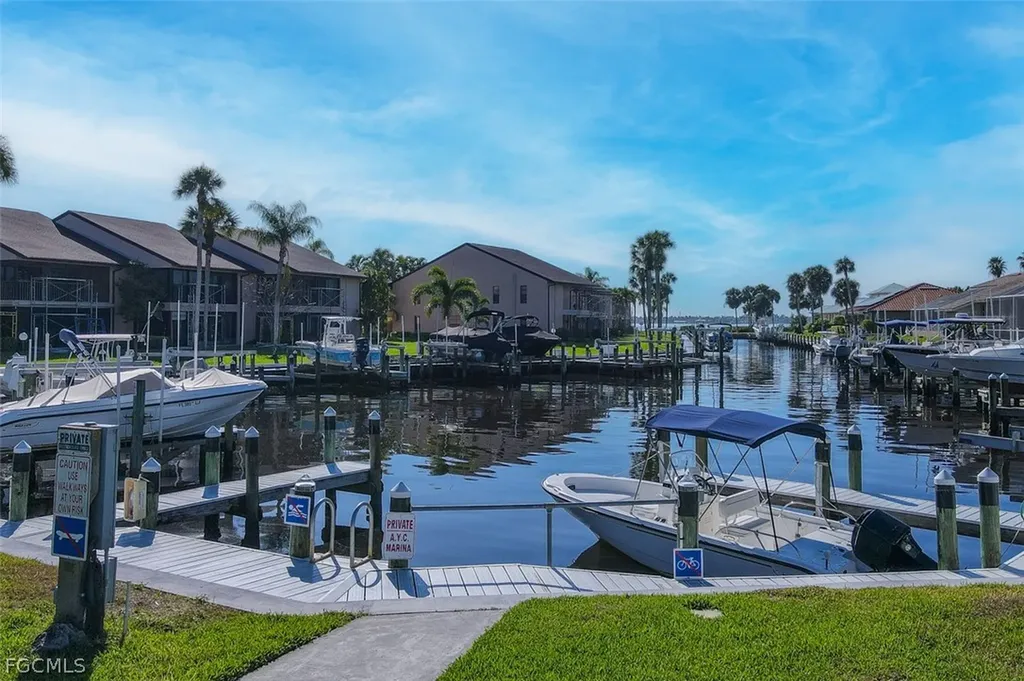 15452 Admiralty Circle North Fort Myers FL 33917