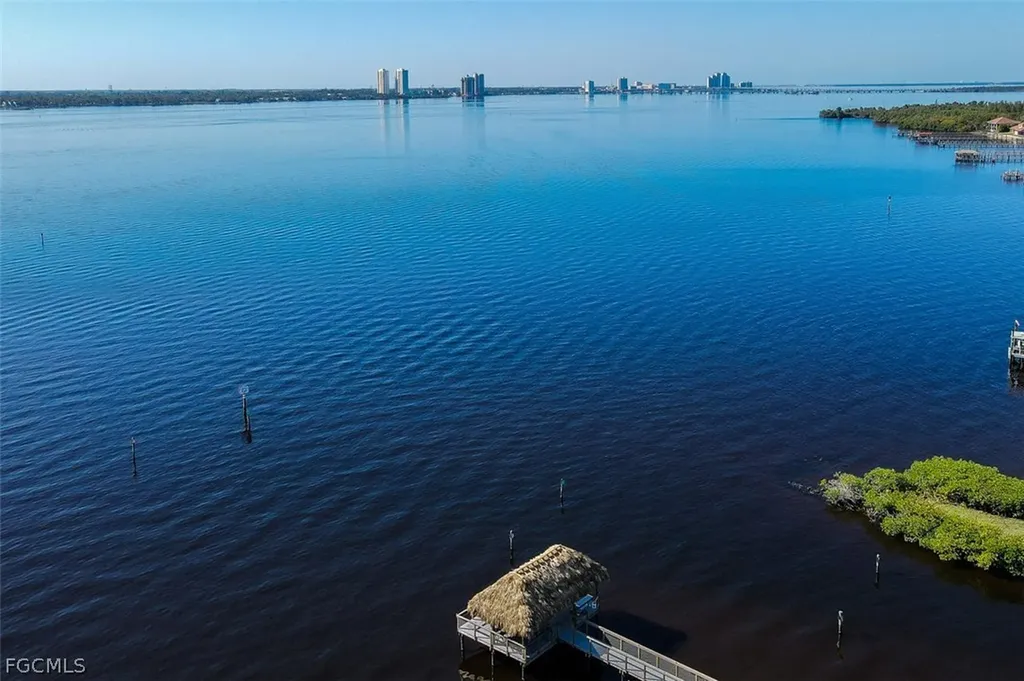 15452 Admiralty Circle North Fort Myers FL 33917