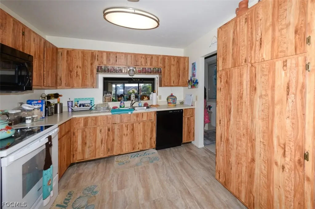 15452 Admiralty Circle North Fort Myers FL 33917