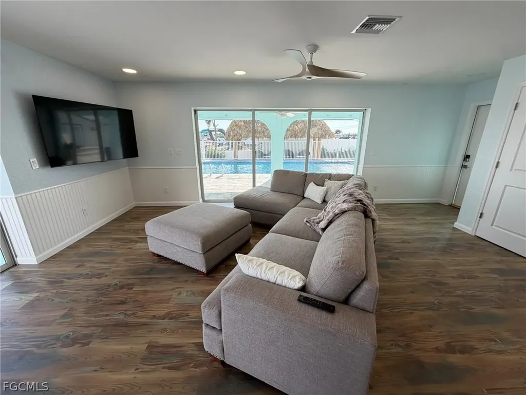 4743 Pine Island Road NW Matlacha FL 33993