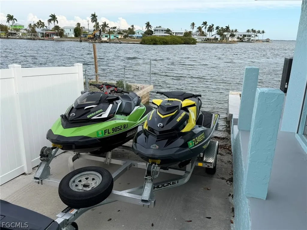 4743 Pine Island Road NW Matlacha FL 33993