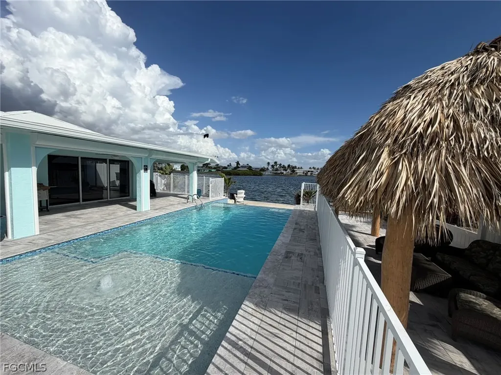 4743 Pine Island Road NW Matlacha FL 33993