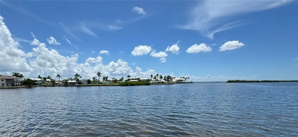 4743 Pine Island Road NW Matlacha FL 33993