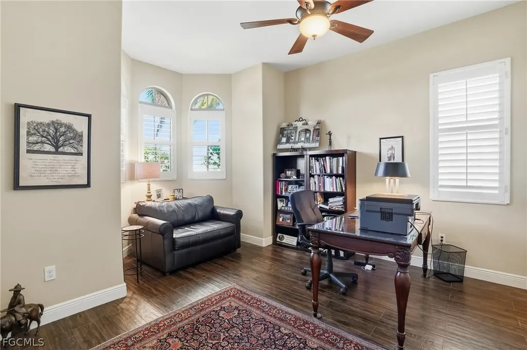 2217 SE 19th Avenue Cape Coral FL 33990