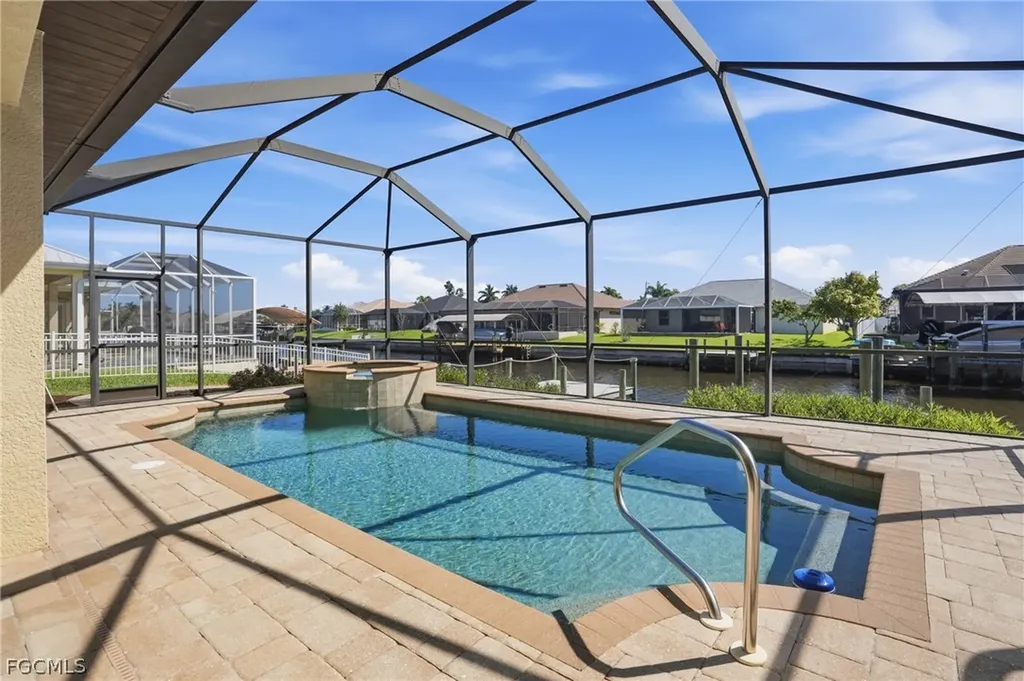 2217 SE 19th Avenue Cape Coral FL 33990