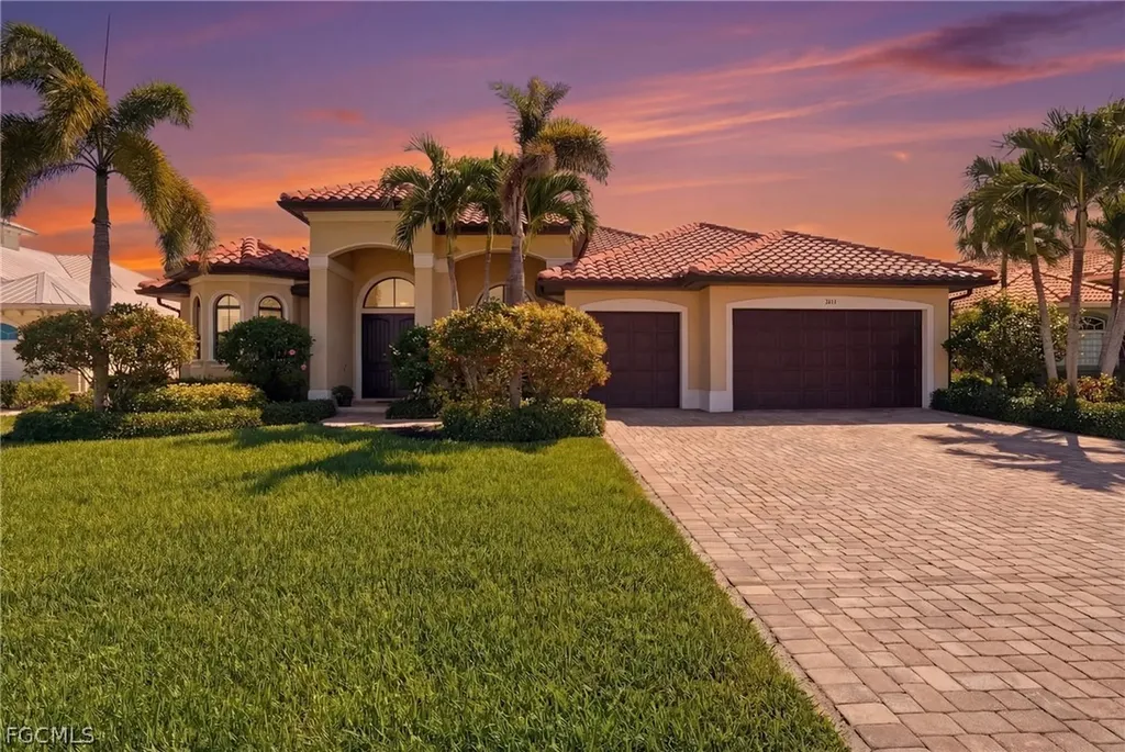 2217 SE 19th Avenue Cape Coral FL 33990
