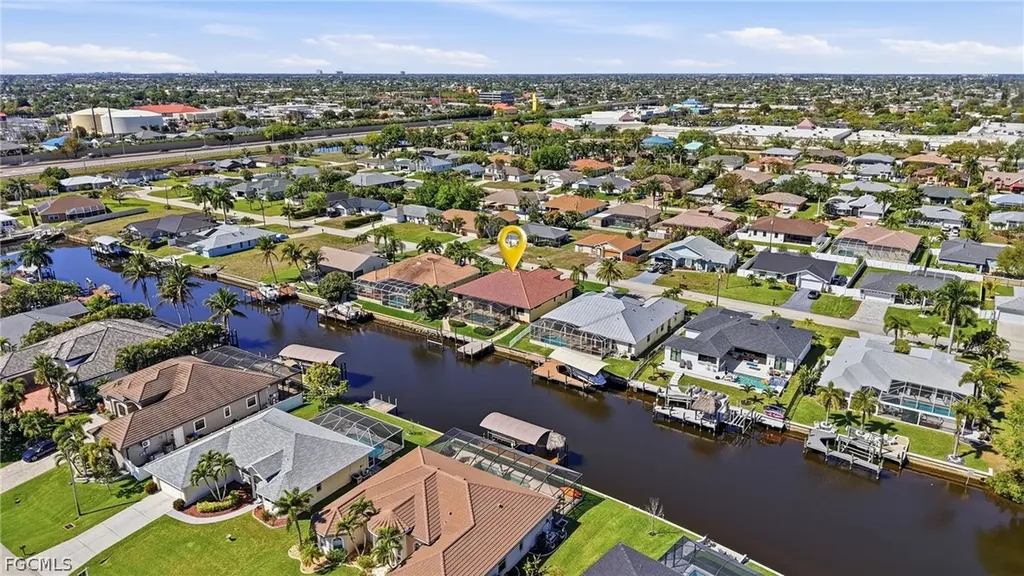 2217 SE 19th Avenue Cape Coral FL 33990