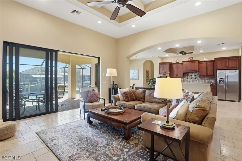 2217 SE 19th Avenue Cape Coral FL 33990