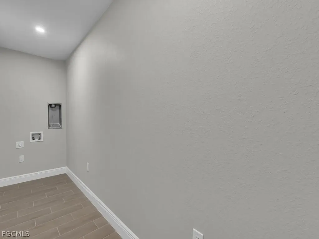 503 NE 31st Street Cape Coral FL 33909