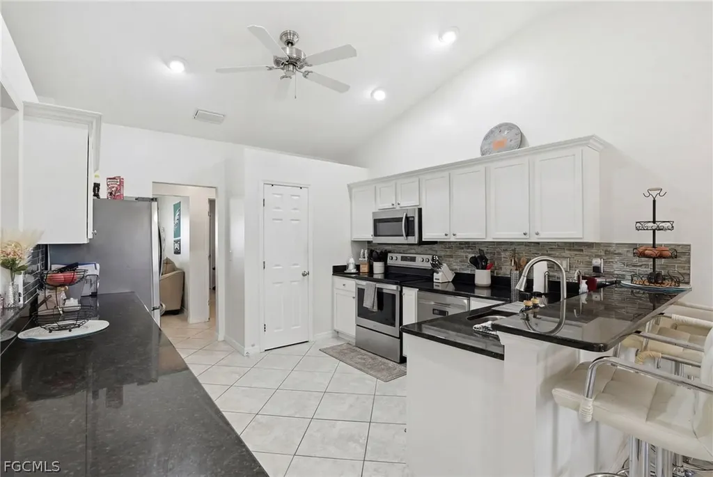 3310 NW 5th Terrace Cape Coral FL 33993