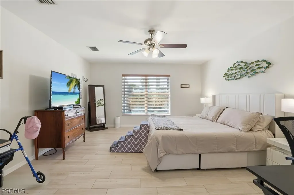 3310 NW 5th Terrace Cape Coral FL 33993