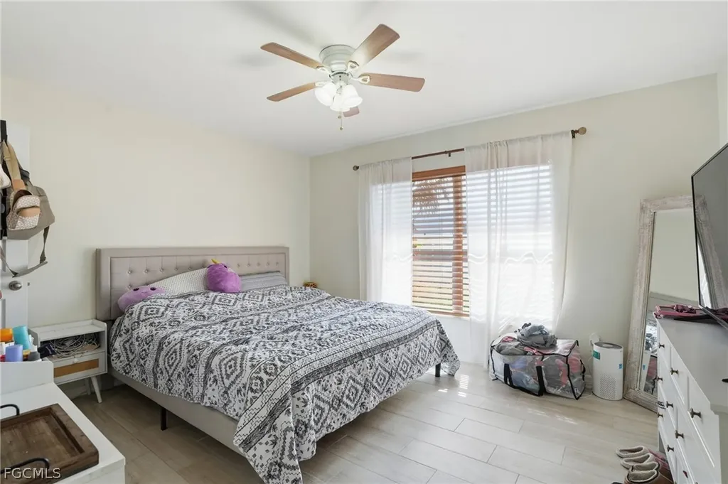 3310 NW 5th Terrace Cape Coral FL 33993