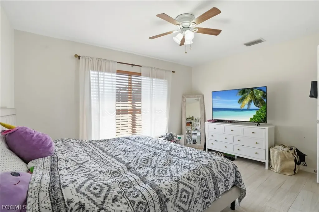 3310 NW 5th Terrace Cape Coral FL 33993