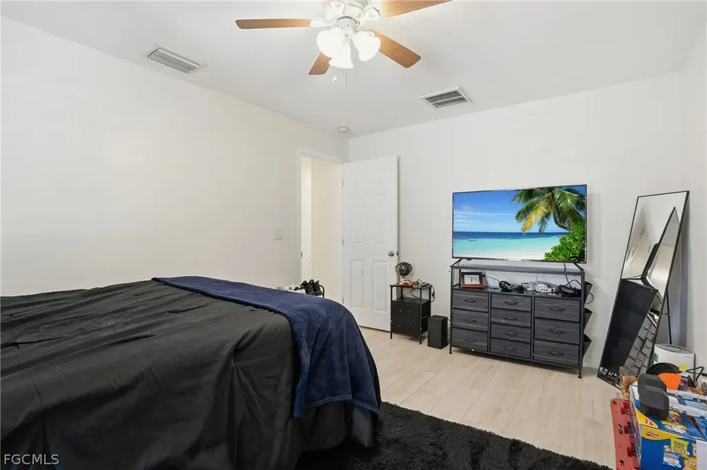 3310 NW 5th Terrace Cape Coral FL 33993