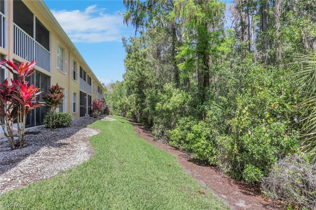 773 Wiggins Lake Drive Naples FL 34110
