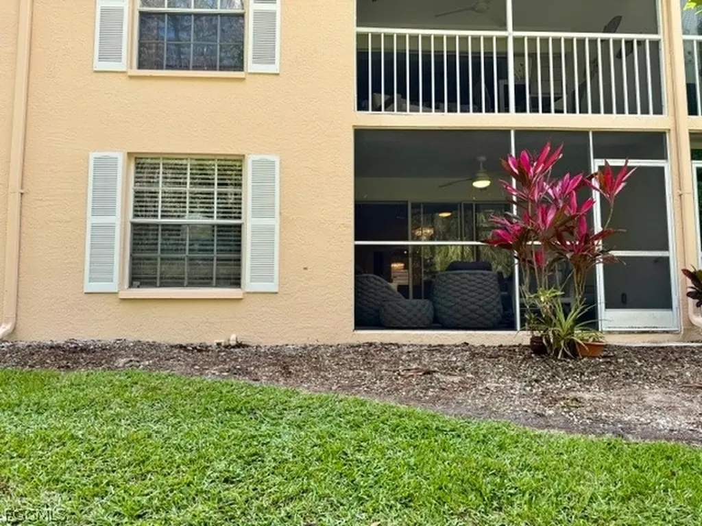 773 Wiggins Lake Drive Naples FL 34110
