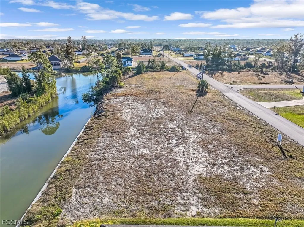 2027 NE 34th Terrace Cape Coral FL 33909