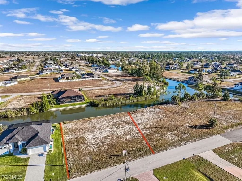 2027 NE 34th Terrace Cape Coral FL 33909