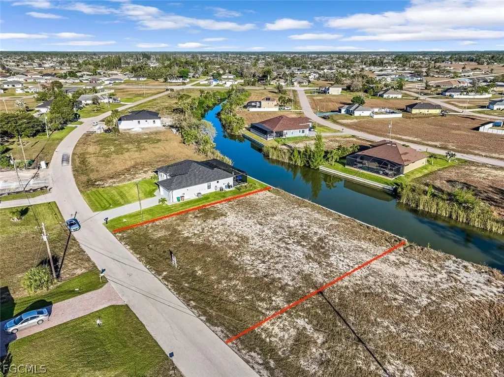 2027 NE 34th Terrace Cape Coral FL 33909