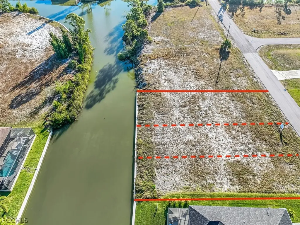 2027 NE 34th Terrace Cape Coral FL 33909