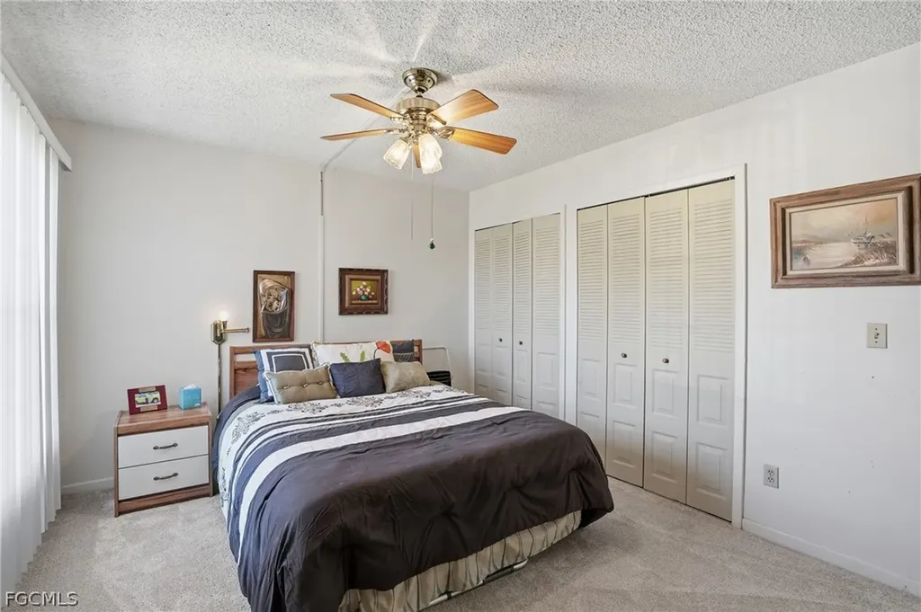 631 SE 12th Avenue Cape Coral FL 33990