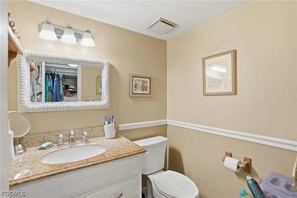 631 SE 12th Avenue Cape Coral FL 33990