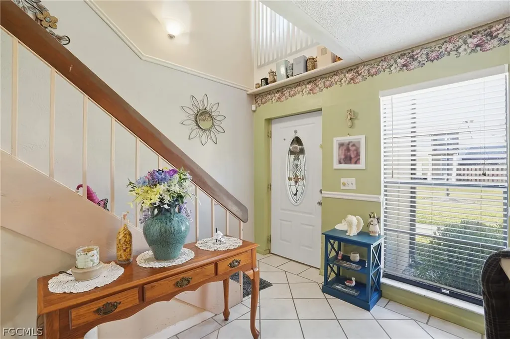 631 SE 12th Avenue Cape Coral FL 33990