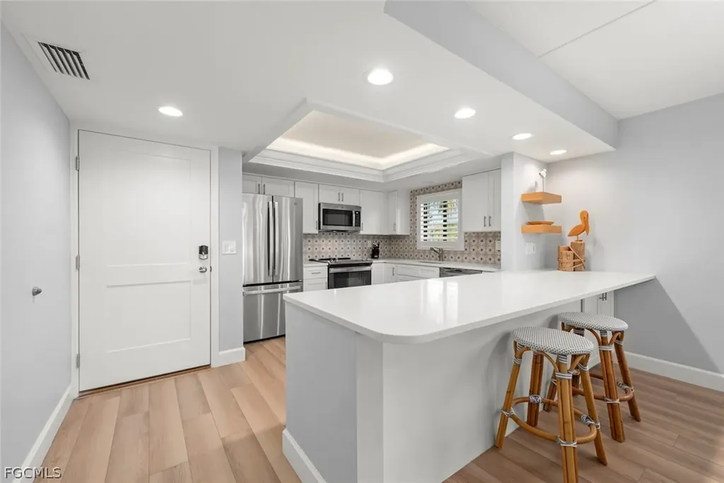 1919 Olde Middle Gulf Drive Sanibel FL 33957